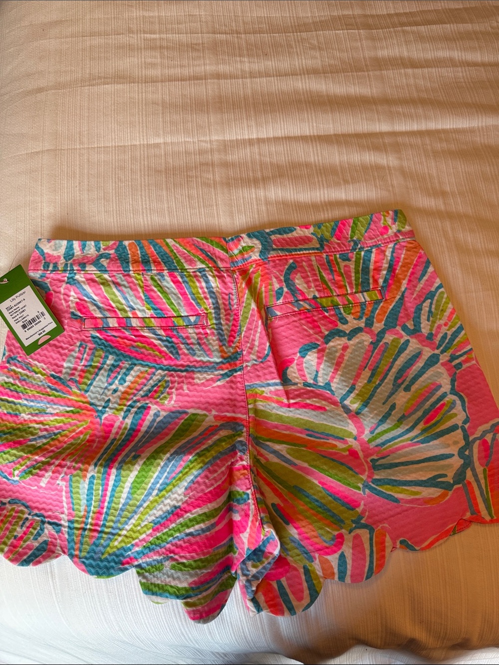Lilly Pulitzer Pink Multi-Color Scallop Hem Shorts - Picture 3 of 3